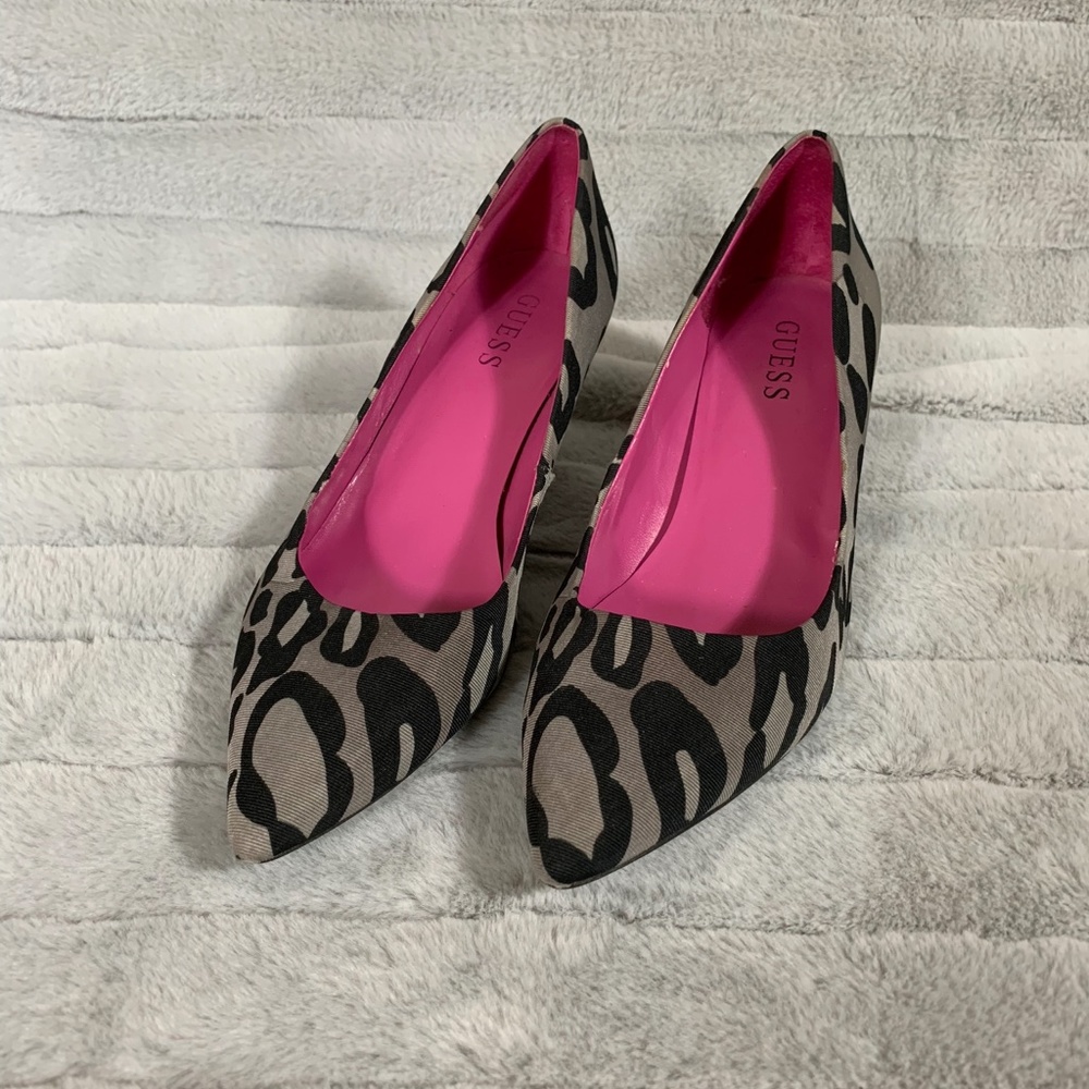 Guess Animal print pumps, size 8